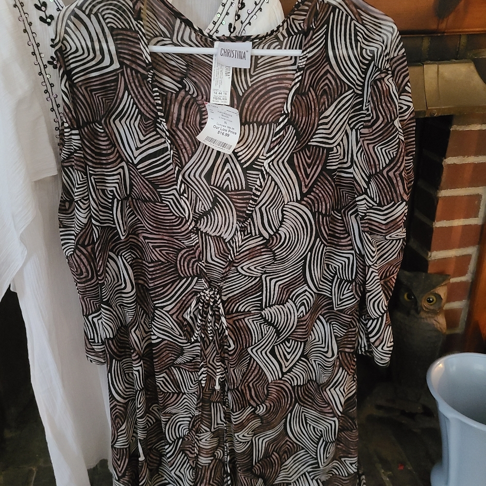 2 NWT XL COVERUPS SIZE 14/16